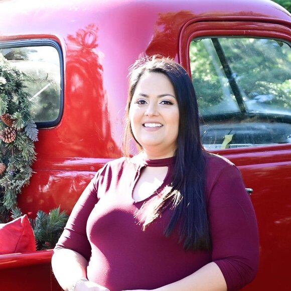 Meet your Posher, Paige - Picture 3 of 3